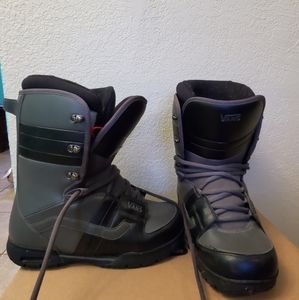 Men's Van's Snowboarding Boots